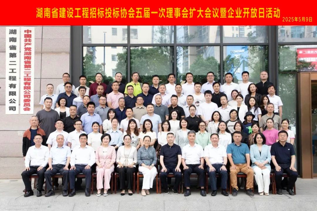 b91bca59f1b34467a03bc915b9d8afcd.jpg